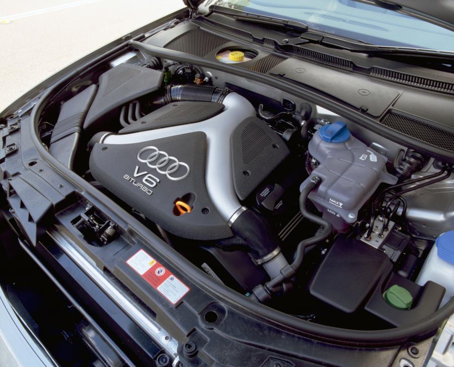 Моторный отсек Audi A6 2.7T Quattro Sedan (4B, C5) 2002 года  (фото 5 из 6)